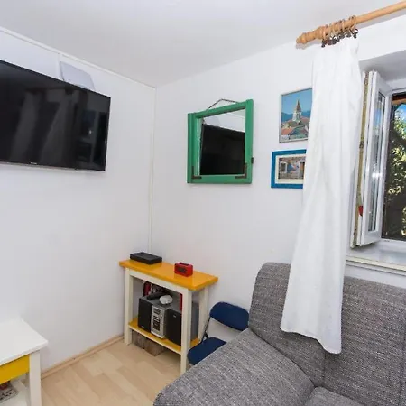 Little Sweet Stone House For 4, Seget, 20m To The Trogir