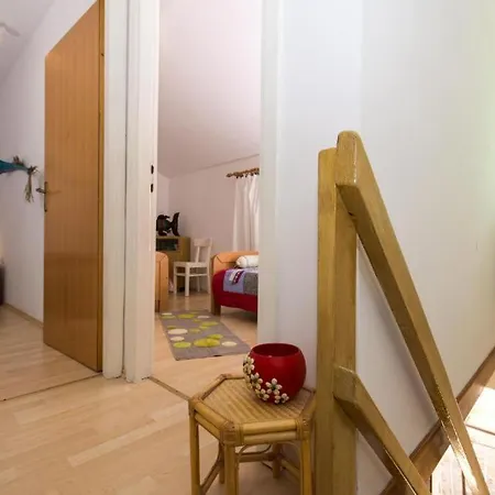 Little Sweet Stone House For 4, Seget, 20m To The * Трогир