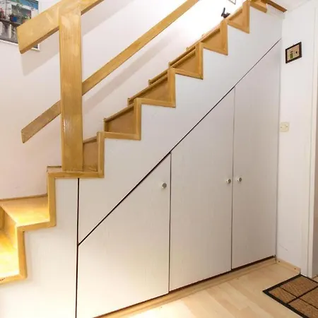 Little Sweet Stone House For 4, Seget, 20m To The Nyaraló *