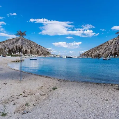 Little Sweet Stone House For 4, Seget, 20m To The Трогир