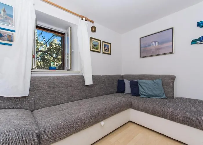 Nyaraló Little Sweet Stone House For 4, Seget, 20m To The