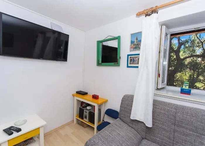 Little Sweet Stone House For 4, Seget, 20m To The Trogir