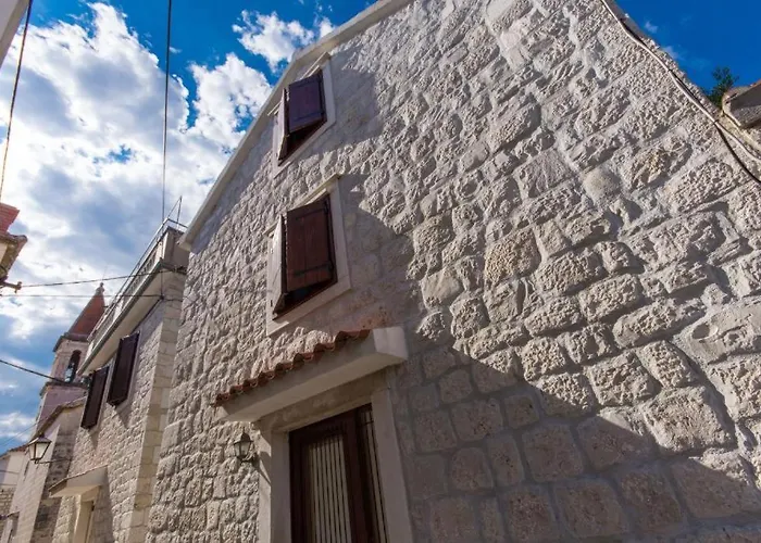 Little Sweet Stone House For 4, Seget, 20m To The Nyaraló *