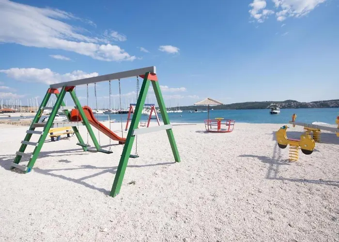 Little Sweet Stone House For 4, Seget, 20m To The