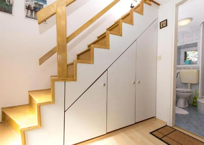 Little Sweet Stone House For 4, Seget, 20m To The Vakantiehuis *