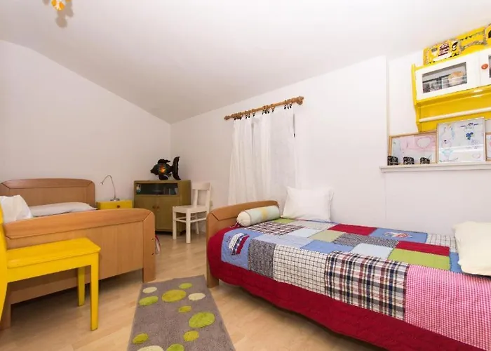 Little Sweet Stone House For 4, Seget, 20m To The *