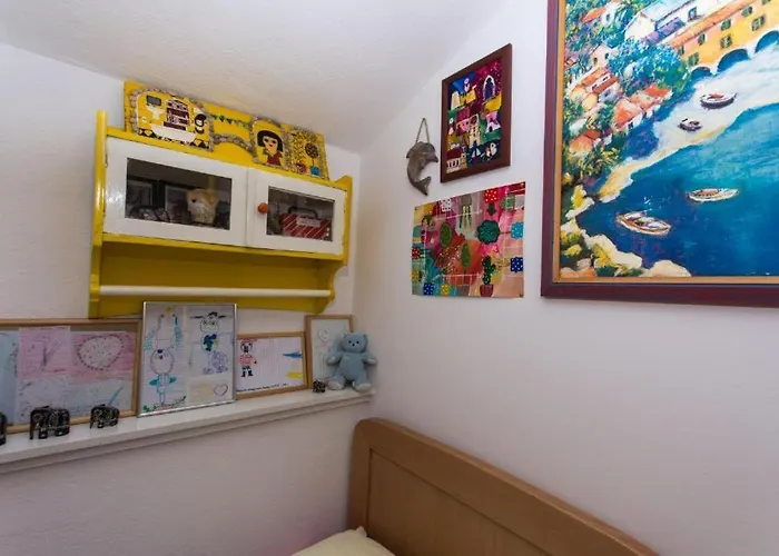 Little Sweet Stone House For 4, Seget, 20m To The Trogir